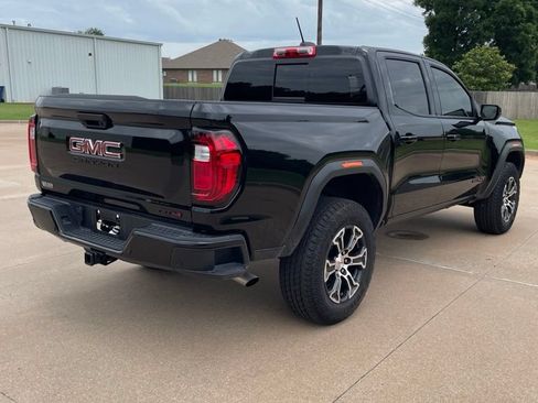 Used 2025 GMC Canyon AT4 w/ AT4 Premium Package AWD/4WD image 4