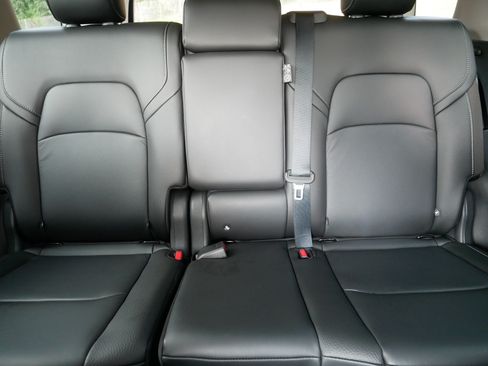 Certified 2025 Nissan Pathfinder SL AWD/4WD image 13