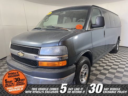 Used 2014 Chevrolet Express 3500 LT w/ LT Preferred Equipment Group image 9