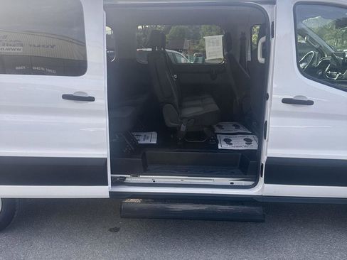 Used 2023 Ford Transit 350 XLT RWD image 12