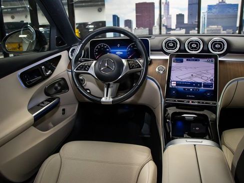 Certified 2022 Mercedes-Benz C 300 4MATIC Sedan image 17
