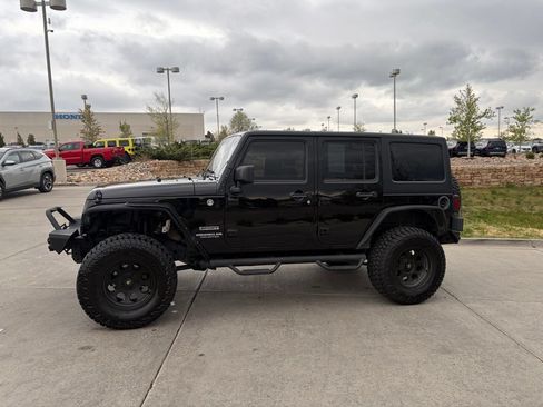 Used 2015 Jeep Wrangler Unlimited Sport w/ Quick Order Package 24S AWD/4WD image 8