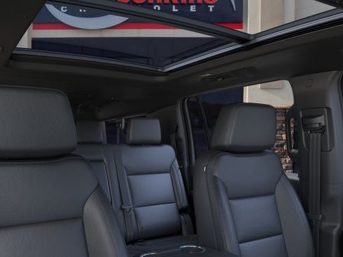 New 2026 Chevrolet Suburban Z71 AWD/4WD image 24