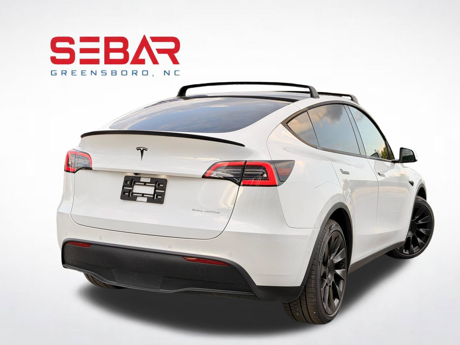 Used 2021 Tesla Model Y Long Range AWD/4WD image 4