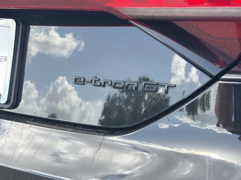 Used 2022 Audi RS e-tron GT w/ Year 1 Package AWD/4WD image 11