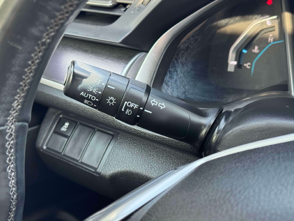 Used 2018 Honda Civic EX-T image 21
