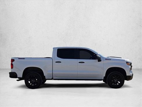 Used 2023 Chevrolet Silverado 1500 Custom Trail Boss AWD/4WD image 4