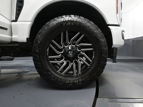 Used 2024 Ford F350 Platinum AWD/4WD image 16