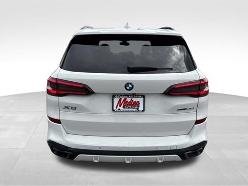 Used 2023 BMW X5 xDrive40i w/ M Sport Package AWD/4WD image 6