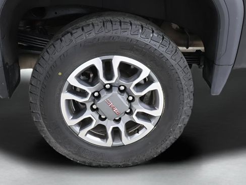 Used 2024 GMC Sierra 2500 SLT w/ SLT Convenience Package image 31