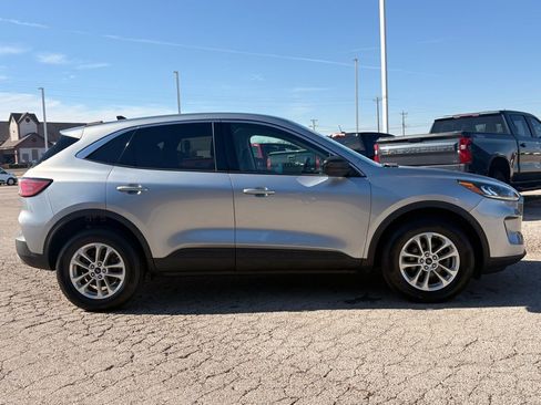 Used 2022 Ford Escape SE AWD/4WD image 4