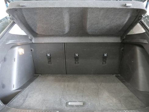 Used 2025 Chevrolet Trax LT FWD image 24