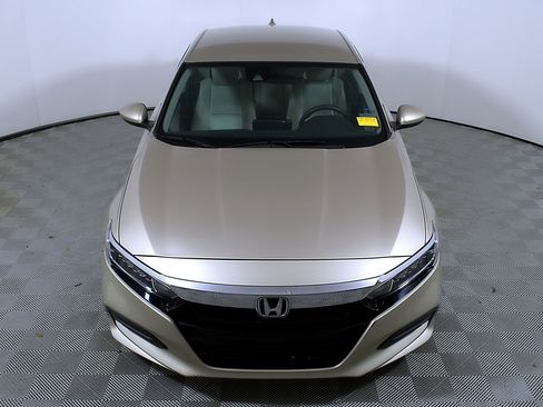 Used 2019 Honda Accord LX image 4