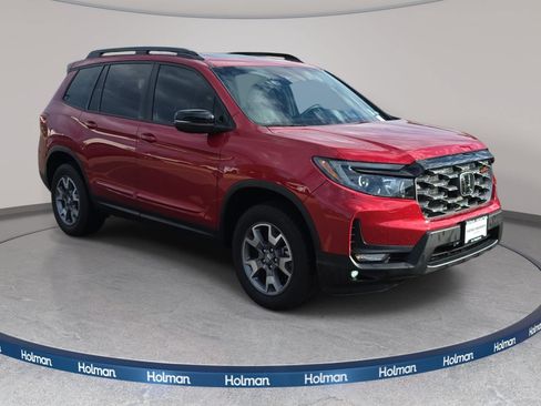 Used 2023 Honda Passport TrailSport image 4
