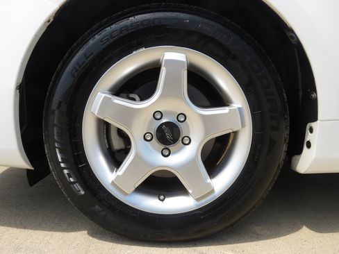 Used 2010 Toyota Corolla FWD image 9
