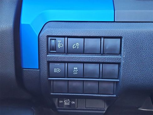 New 2025 Toyota Tacoma TRD Off-Road image 12