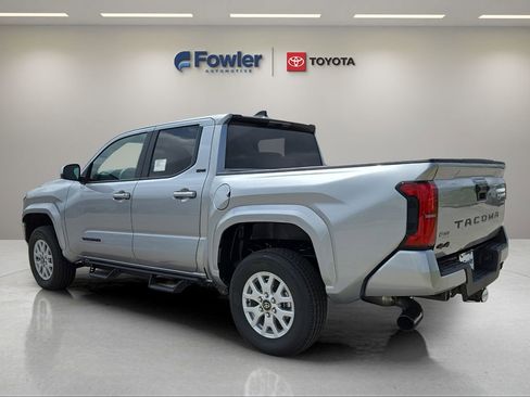 New 2026 Toyota Tacoma SR5 AWD/4WD image 5