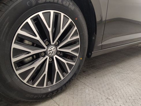 Used 2021 Volkswagen Jetta S image 31