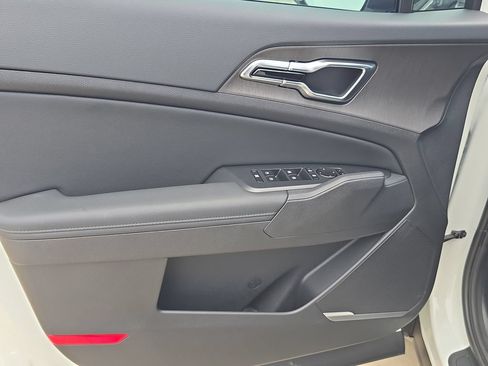 New 2026 Kia Sportage X-Line AWD/4WD image 18