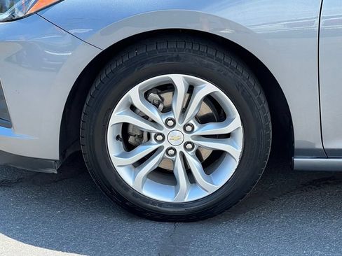 Used 2019 Chevrolet Cruze LT FWD image 15