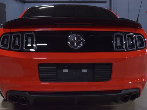 Used 2013 Ford Mustang Boss 302 w/ Boss 302 Accessory Pkg image 9