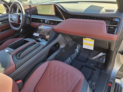 New 2026 INFINITI QX80 Autograph w/ Premium Cargo Package image 23