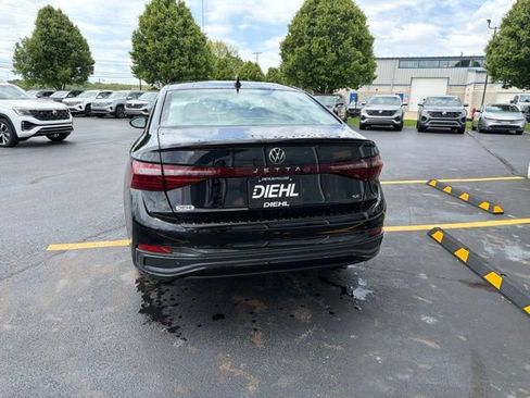 New 2026 Volkswagen Jetta SE FWD image 5