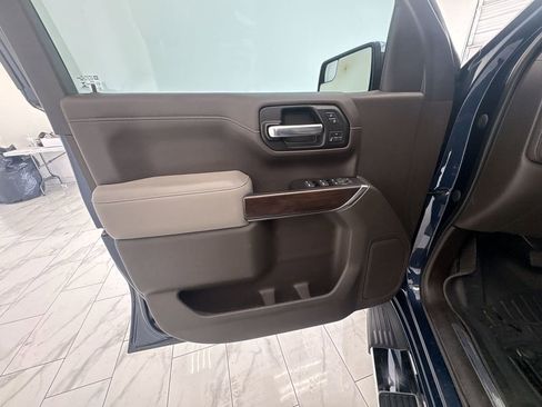 Used 2019 GMC Sierra 1500 SLT RWD image 23