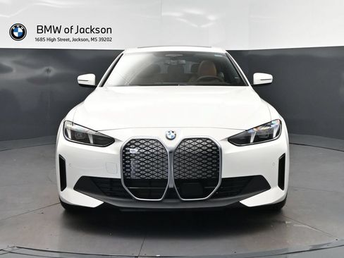 New 2026 BMW i4 eDrive40 w/ Premium Package RWD image 10