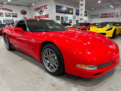 Used 2003 Chevrolet Corvette Z06 w/ Memory Package, 3 Drivers RWD image 24