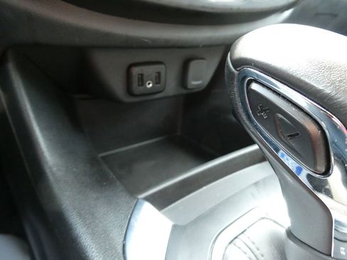 Certified 2021 Chevrolet Traverse LT AWD/4WD image 29