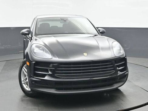 Used 2019 Porsche Macan AWD/4WD image 8