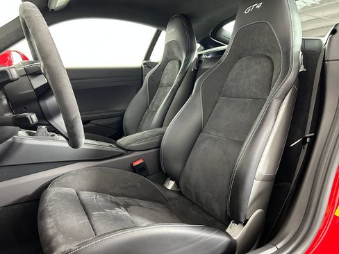 Certified 2020 Porsche 718 Cayman GT4 RWD image 5