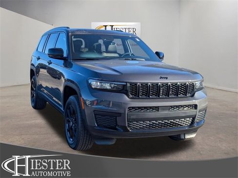 New 2025 Jeep Grand Cherokee L Altitude image 1