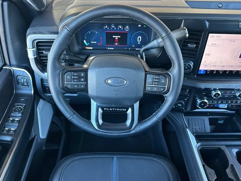 Used 2026 Ford F250 Platinum AWD/4WD image 13