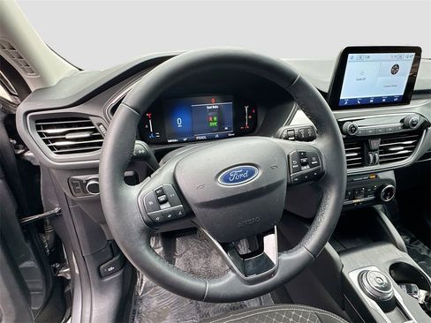 Used 2023 Ford Escape Active image 11