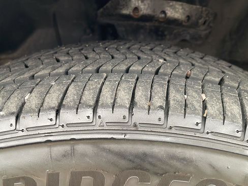 Used 2016 Subaru Forester 2.5i Touring w/ Eyesight & Navigation System image 10