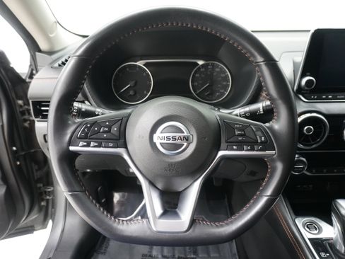 Used 2021 Nissan Sentra SR FWD image 15