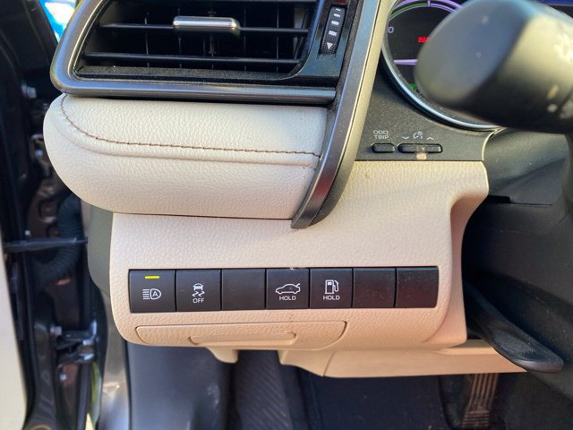 Used 2020 Toyota Camry LE w/ Fleet Convenience Package FWD image 17