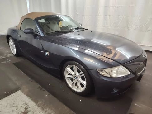 Used 2003 BMW Z4 3.0i image 4