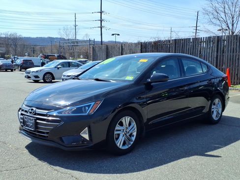 Used 2020 Hyundai Elantra Value Edition w/ Winter Weather Package image 3