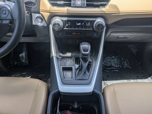 Used 2022 Toyota RAV4 XLE Premium FWD image 19
