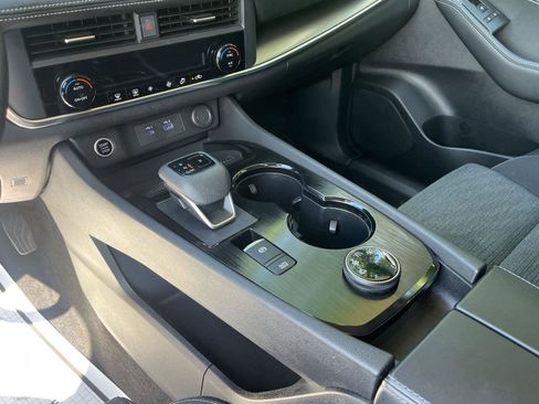 Certified 2023 Nissan Rogue SV AWD/4WD image 26