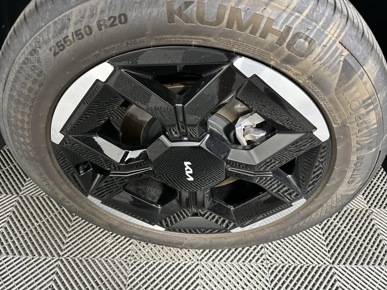 Certified 2027 Kia Telluride EX FWD image 21