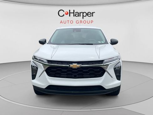 Used 2024 Chevrolet Trax LS FWD image 8