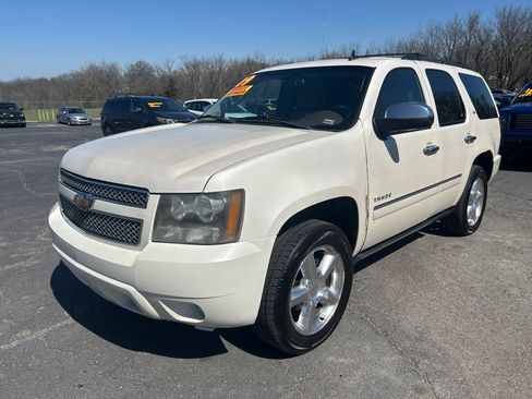 Used 2009 Chevrolet Tahoe LTZ image 2