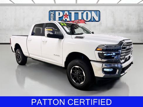 Used 2025 RAM 2500 Laramie AWD/4WD image 1