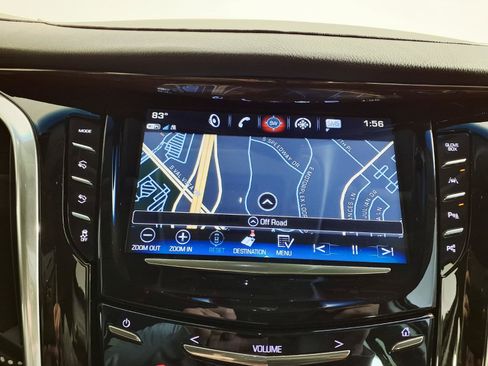 Used 2020 Cadillac Escalade Luxury RWD image 18