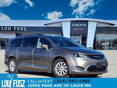 Used 2017 Chrysler Pacifica Touring-L