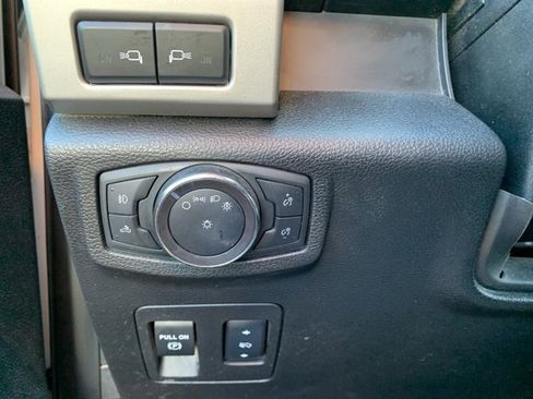 Certified 2018 Ford F150 Lariat image 14